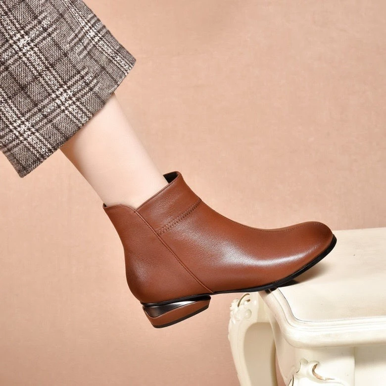 【推荐】品牌断码真软皮短靴女圆头裸靴春秋单靴低跟秋冬加绒棉靴子