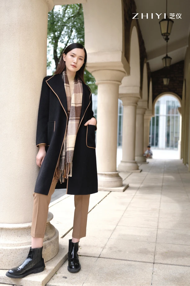 双面呢羊毛大衣，黑色和羊皮驼色