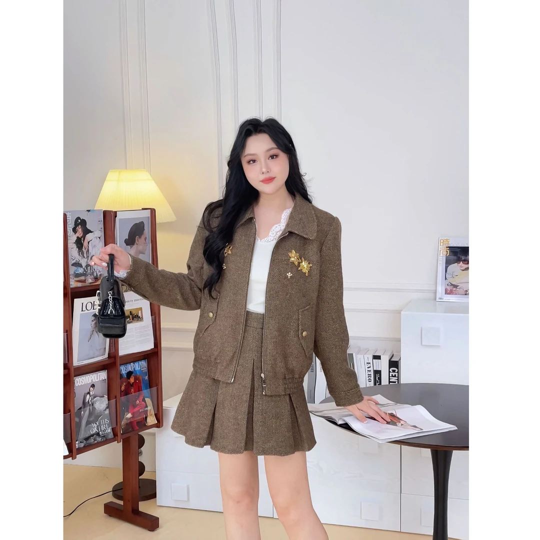 Uni2024胖mm新款大码小香风外套#U24Q869