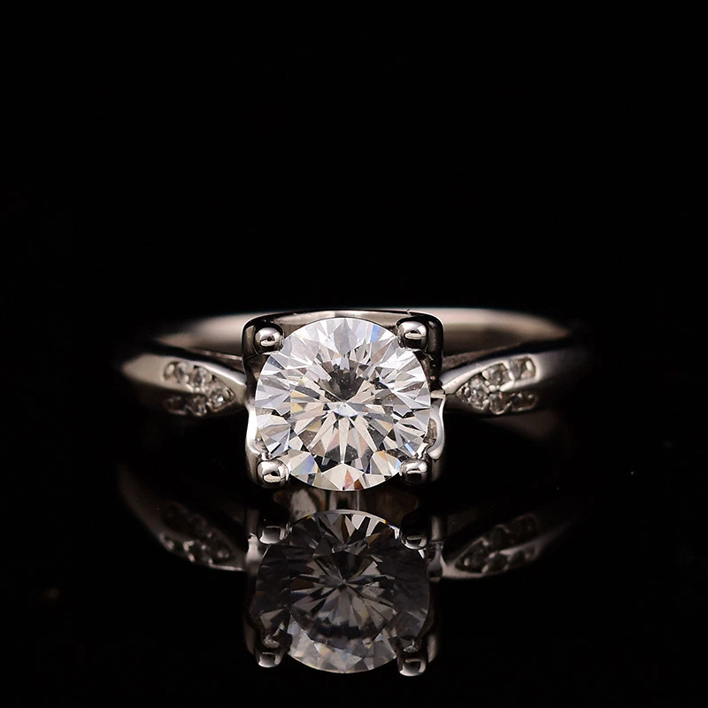 925银莫桑石银制品 0.5-3克拉燕尾莫桑钻款银色莫桑石戒指镶嵌