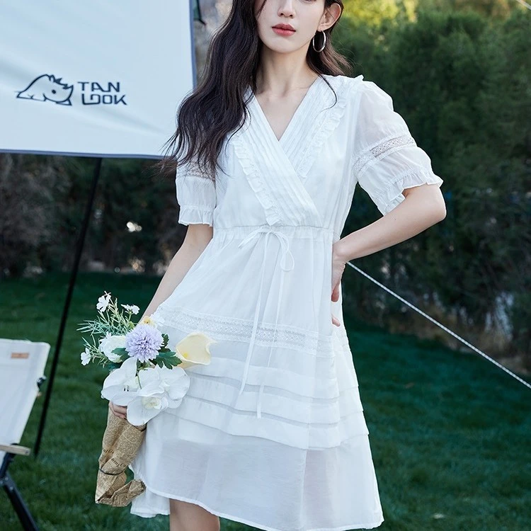 仙女法式连衣裙女2025天丝麻夏季新款宽松遮肚V领气质显瘦a字裙子