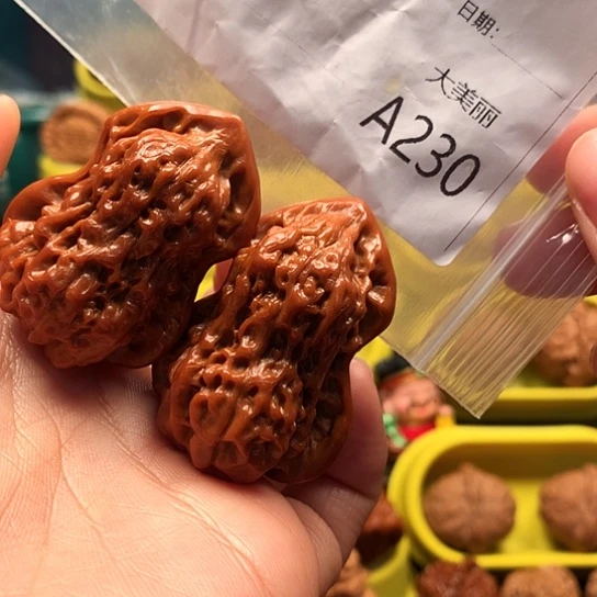 桃核手串lo de mo mo ok mo