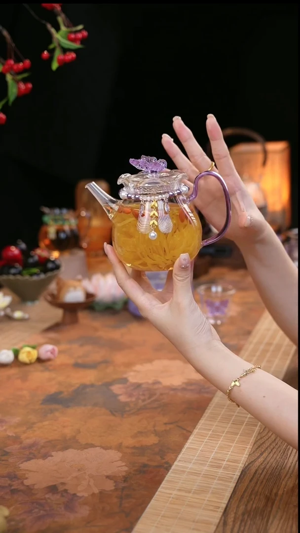 【闪购商品】紫色铃兰花紫色茶壶+链子