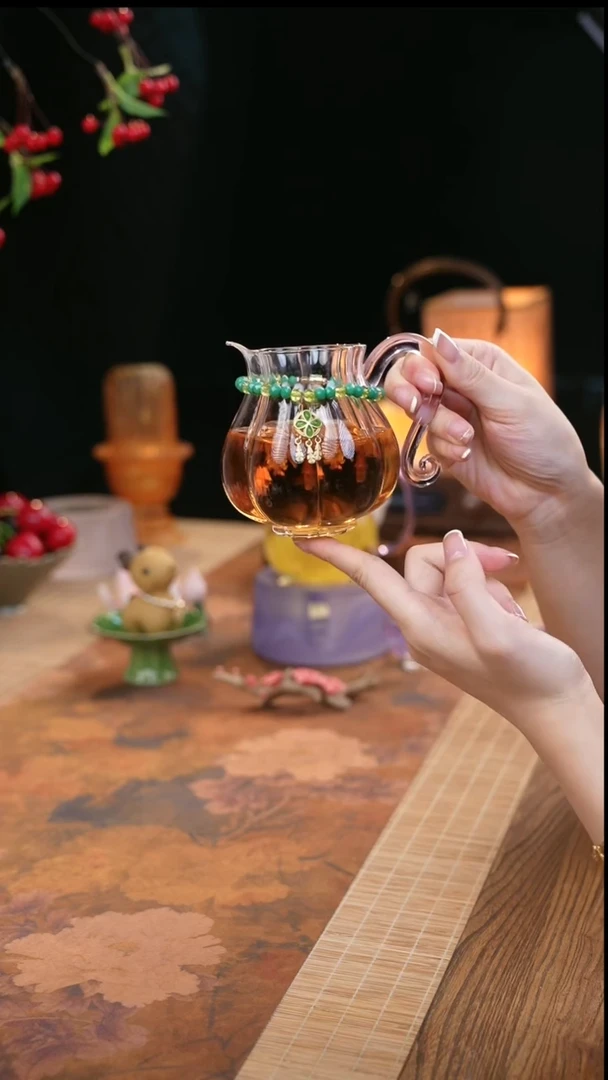 【闪购商品】匠不二花蕾公道杯220cc+链子
