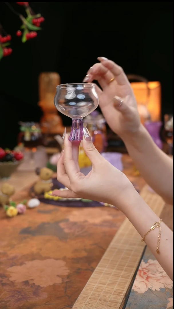 【闪购商品】紫色高足主人杯    60cc