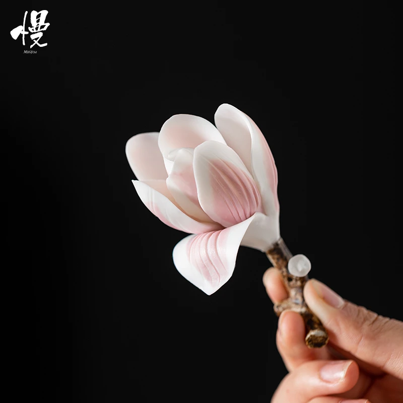 瓷捏花 I 玉兰花笔搁香插筷架摆件