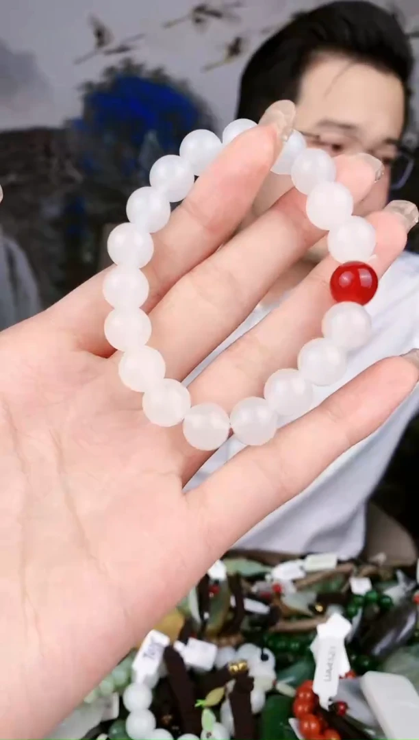 【闪购商品】石英质玉颈饰未镶嵌SS多样性发货拍一发一SS
