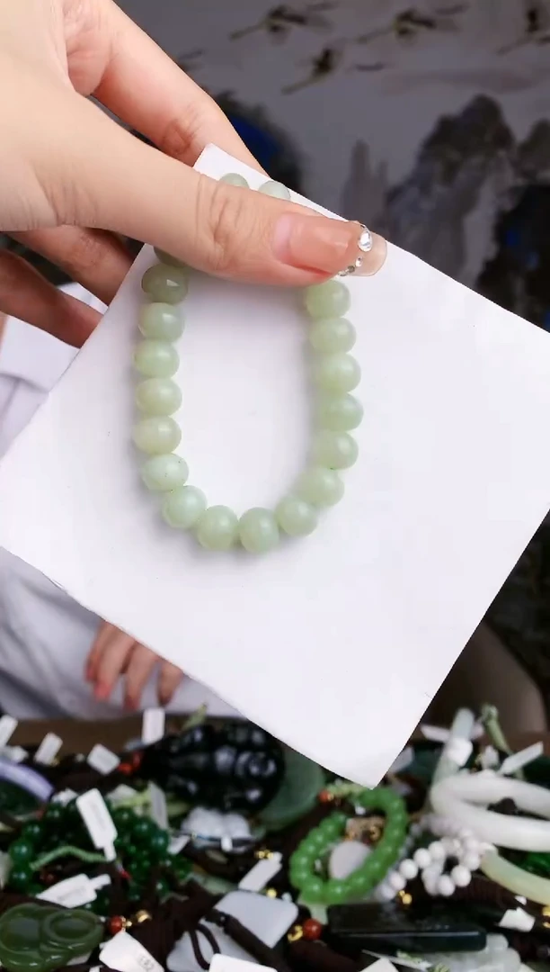 【闪购商品】和田玉挂件未镶嵌SS多样性发货拍一发一SS