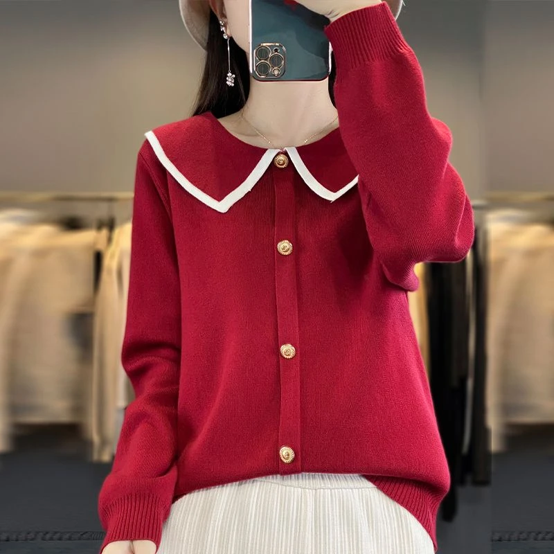 大码女装显瘦红色毛衣女秋冬新款娃娃领上衣气质小香风针织打底衫