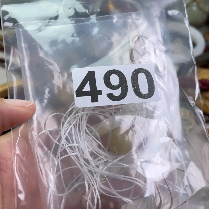 岫岩河磨玉（透闪石质玉）手把件未镶嵌向****光