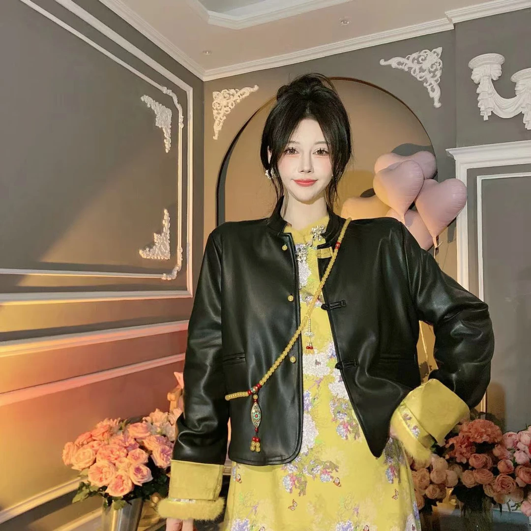 【崔】庭前墨 新中式盘扣老钱风设计感刺绣拼接立领皮衣外套11625