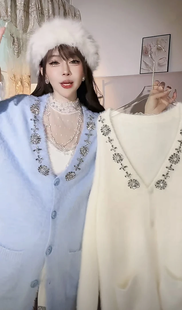 【崔】M0001重工镶钻轻奢针织开衫慵懒温柔毛衣外套甜美时尚