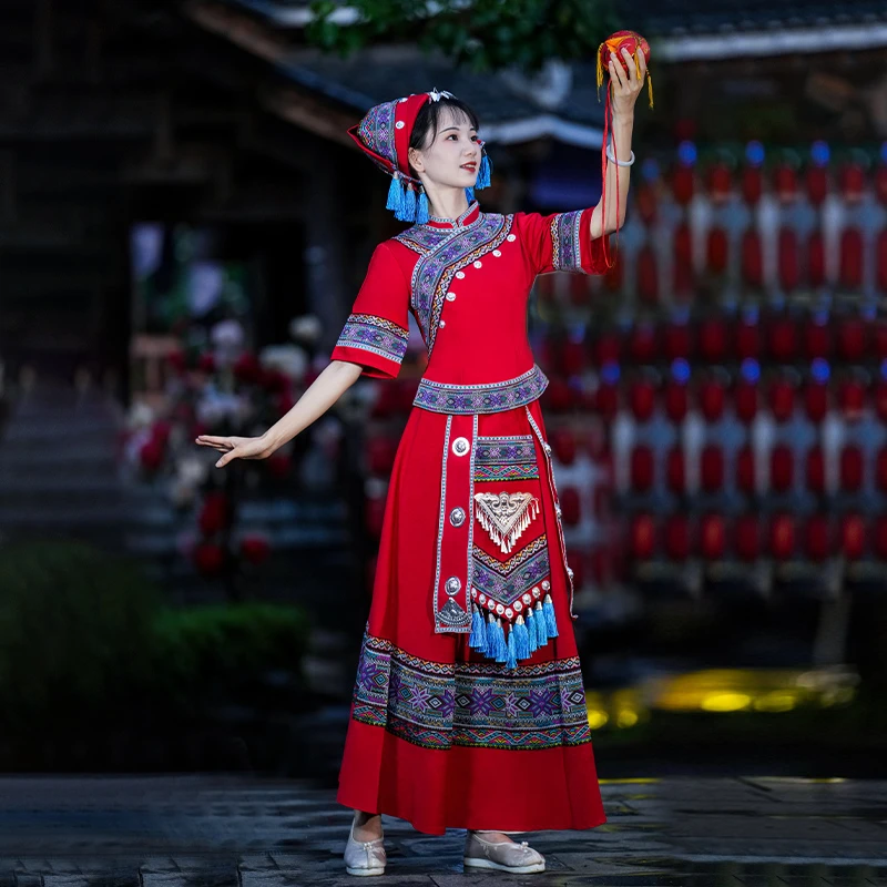 广西壮族三月三服装女演出服少数民族演出服土家族歌圩节舞蹈服饰