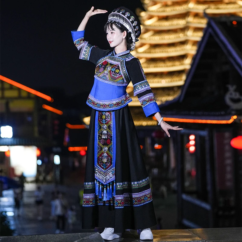 苗族舞蹈演出服壮族民族服装女湘西云南少数民族土家族节日舞蹈服