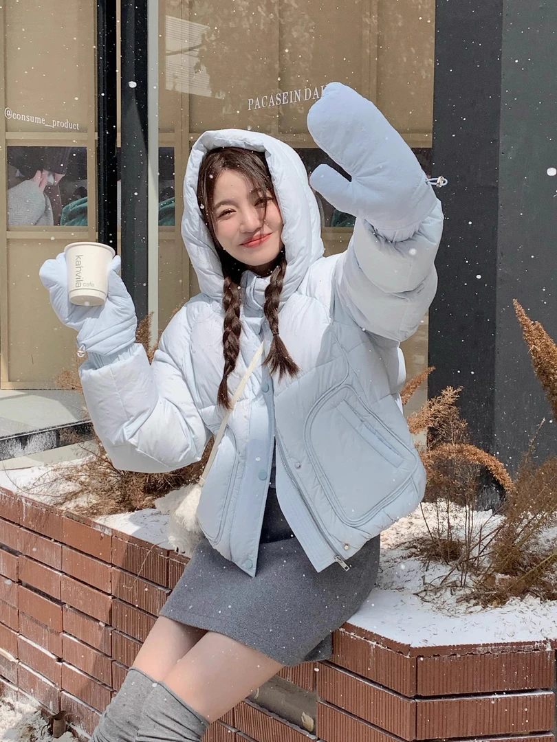 清 FF BLUE baby奶蓝短款两色可爱可拆手套羽绒服加绒加厚外套女