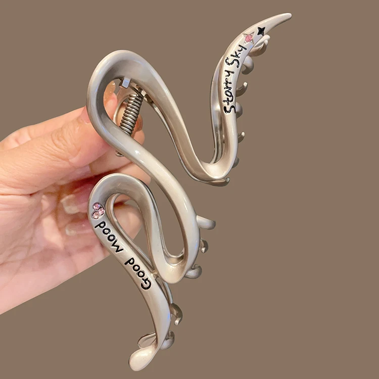 高级感亚银色发夹女2024新款高端抓夹大号发量多盘发鲨鱼夹子