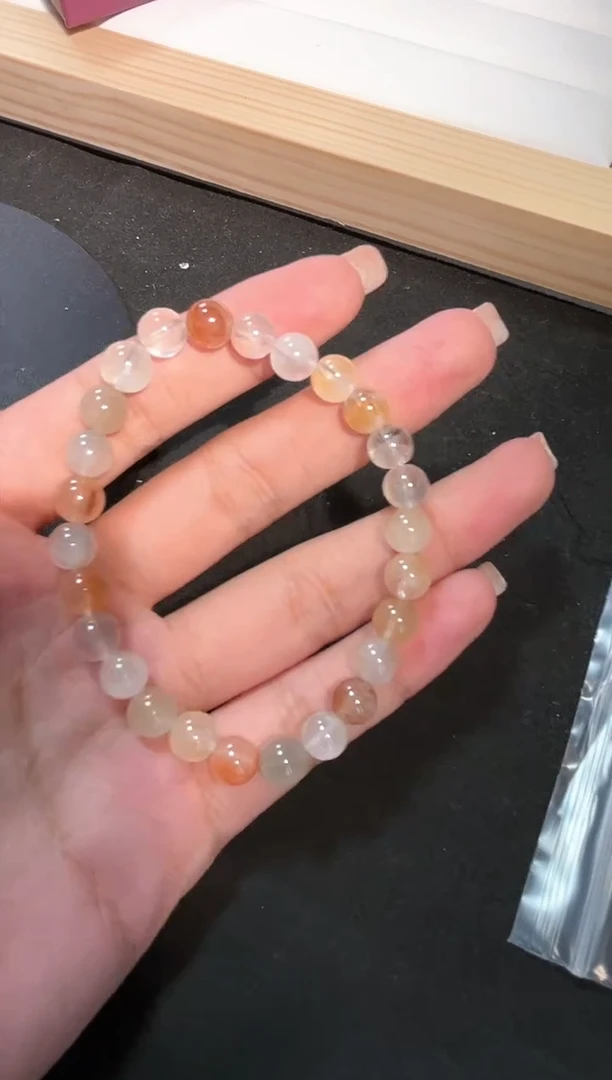 【闪购商品】水晶手串未镶嵌十级手串