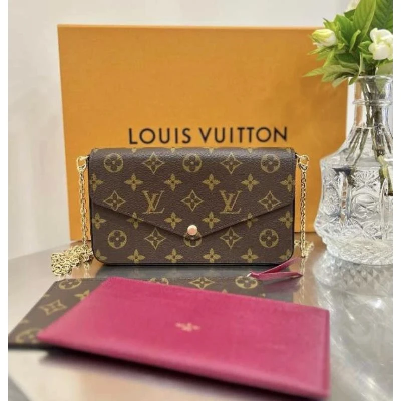 95新  LV97新三合一斜挎包