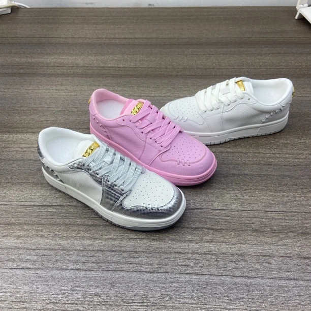 俪莎欧洲站24秋时尚软方格牛皮圆头系带休闲舒适平底小白板鞋1377