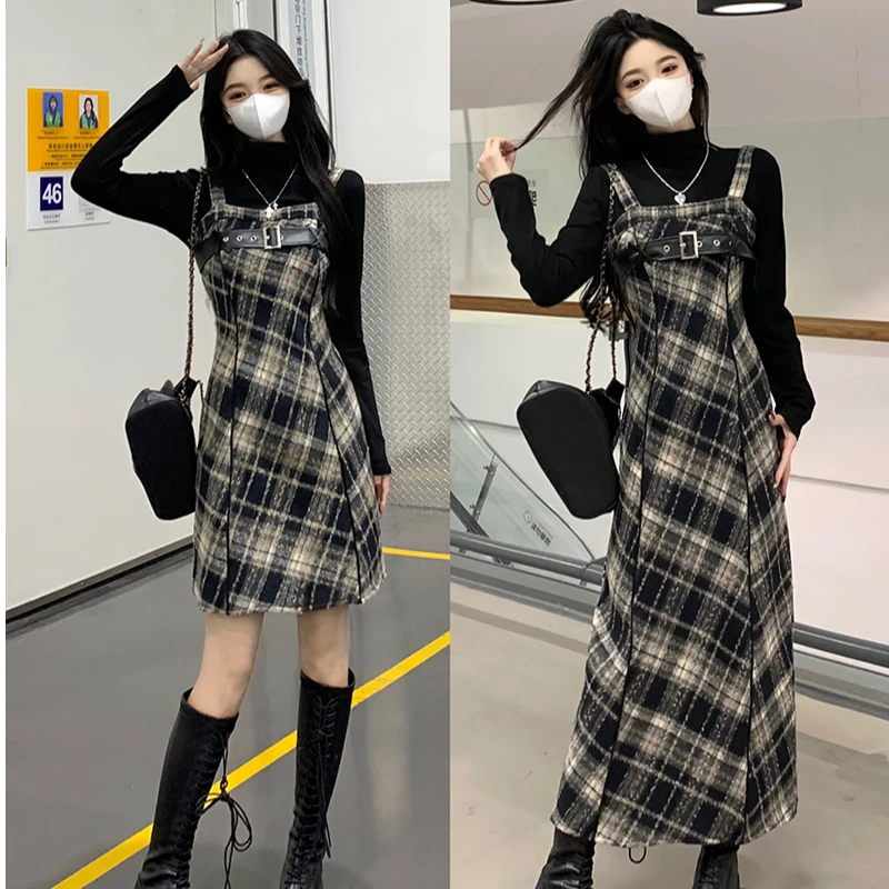 法式复古格子纹长款吊带连衣裙气质设计感黑色打底长袖上衣两件套