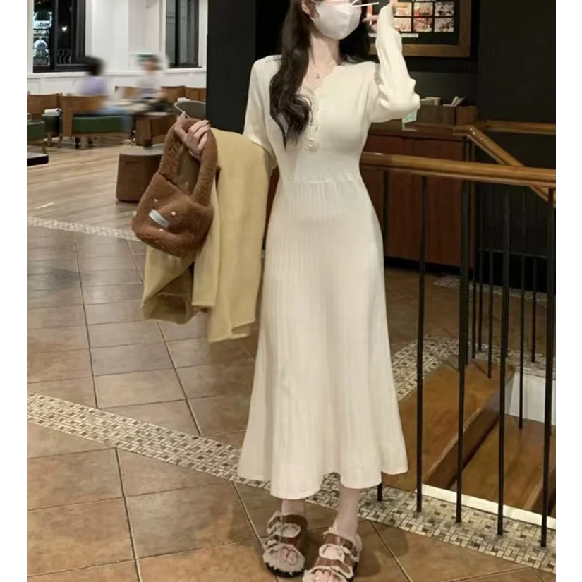名媛法式复古气质收腰显瘦针织连衣裙女秋冬季新款温柔高腰打底裙