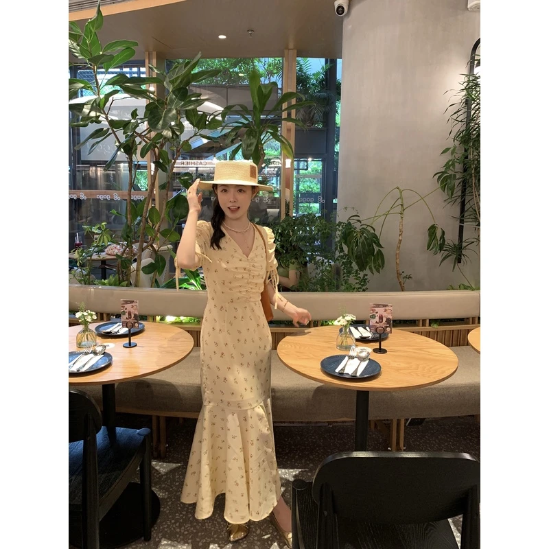 【现货】米米MI【慕斯奶芙】法式复古碎花鱼尾裙小个子收腰显瘦长裙