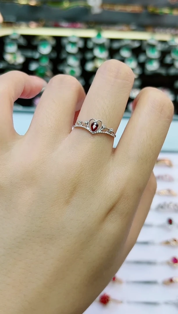 【闪购商品】红宝石戒指18K金镶嵌·