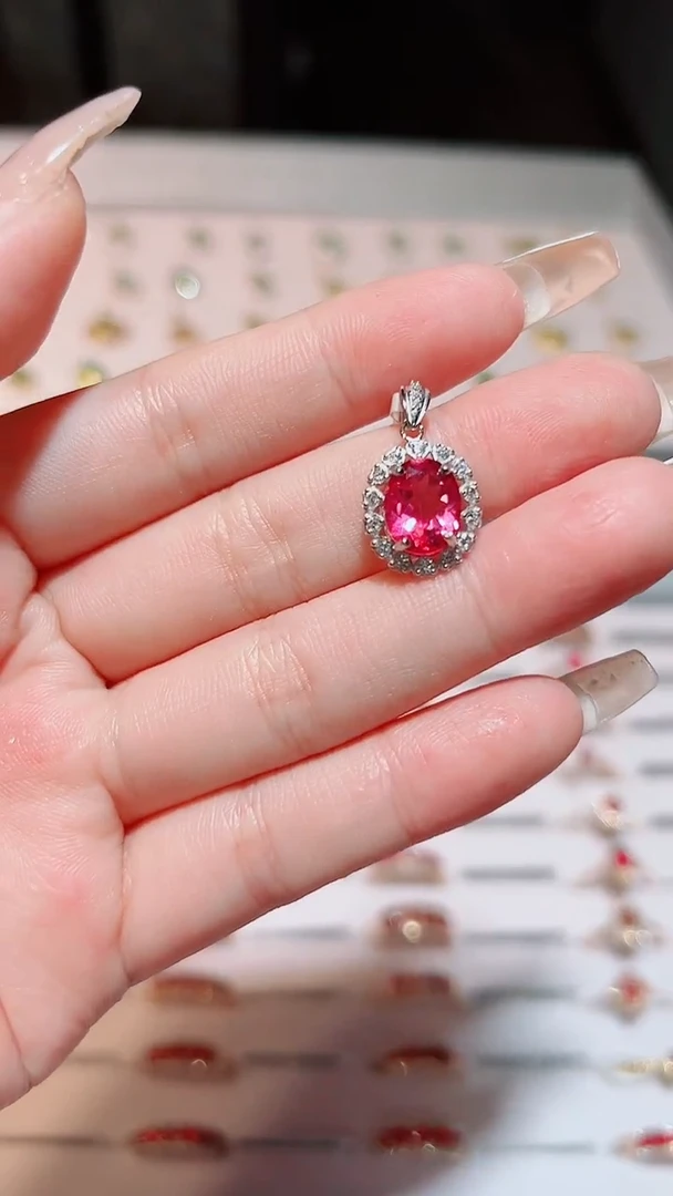 【闪购商品】托帕石吊坠银S925镶嵌·