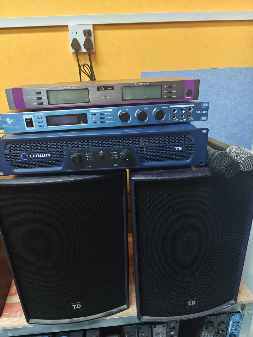 9新  唐龙太极意大利进口B&c单元，四件套音响设备家庭k歌成色如图