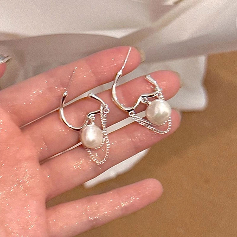 银针耳饰 高级感巴洛克耳钉女ins爱心流苏耳环女小众设计感6245