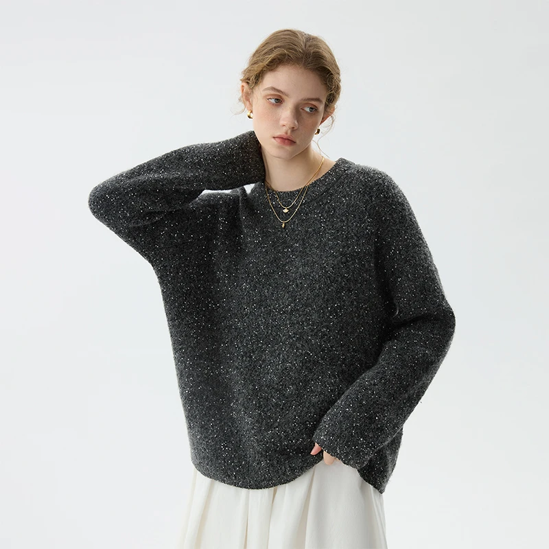 范思蓝恩亮片慵懒风宽松圆领冬季2024新款气质针织衫24FS14264