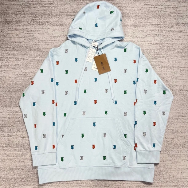 【burberry】巴宝莉 浅蓝色彩虹TB刺绣logo帽衫 XXL 全新带吊牌