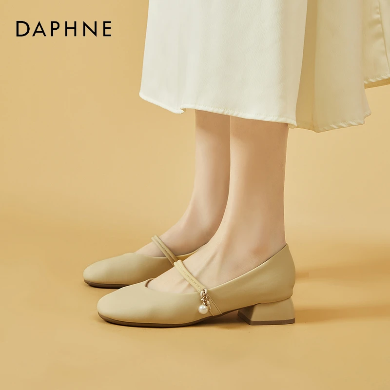 达芙妮粗跟单鞋女春季2025新款法式真皮女鞋浅口玛丽珍女鞋百搭