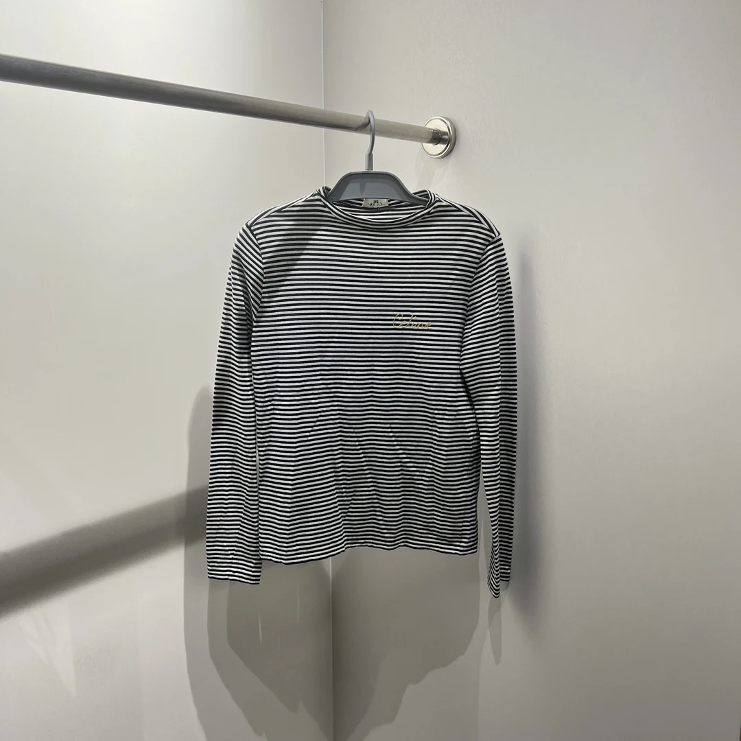celine/赛琳 wn45 99新 条纹字母标语休闲长袖 xs码 公价7k