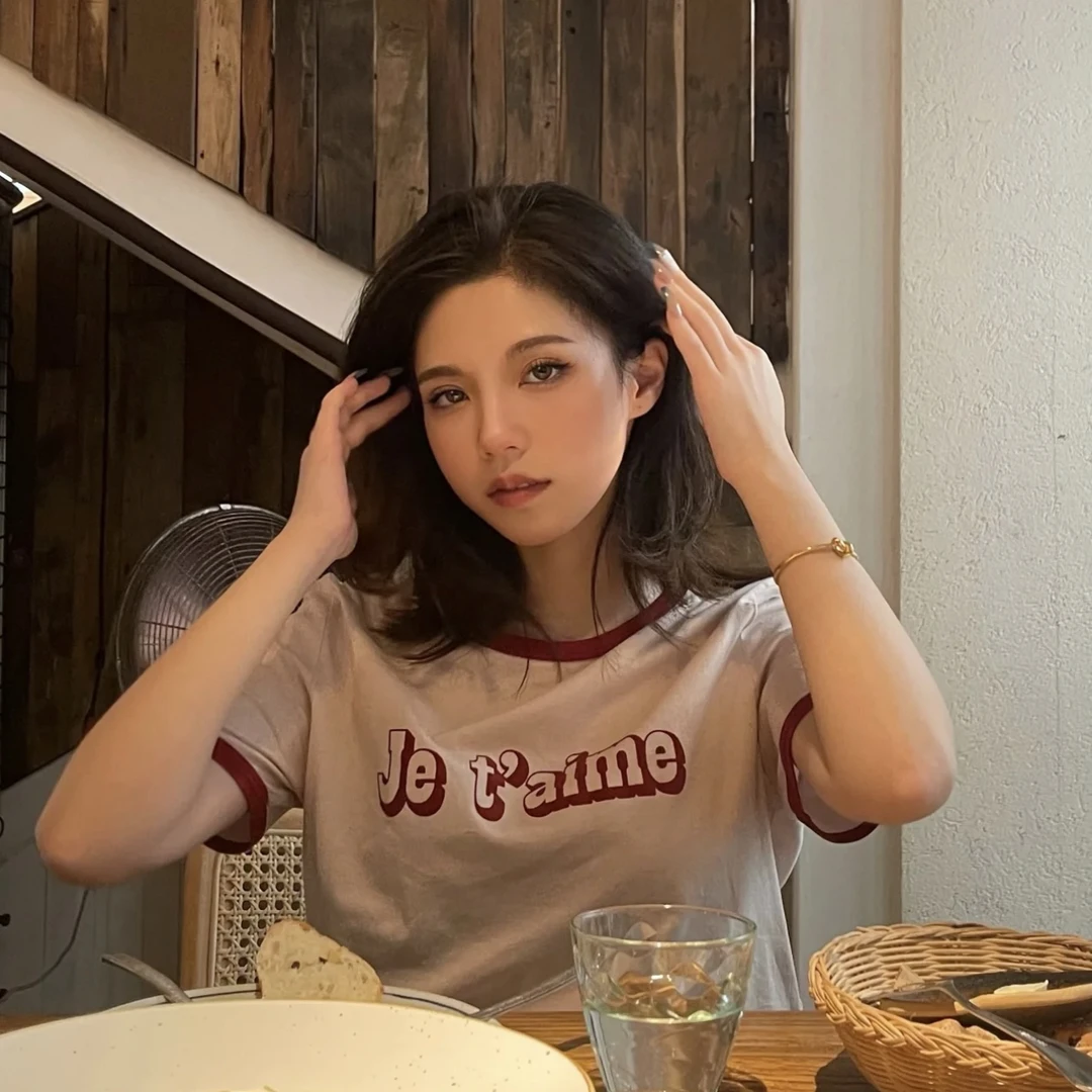 99新 Celine/思琳 1642 99新 字母印花短袖T恤 M码 公价8k