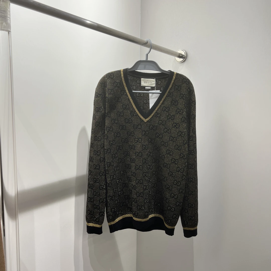 Gucci/古驰 el114 99新 满印双G黑金老花v领针织衫 s码 公价1.5w
