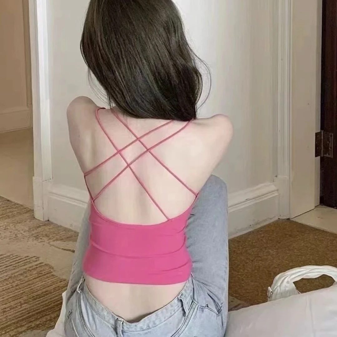 纯欲玫红色交叉镂空露背吊带背心带胸垫美背设计感小众修身上衣Y