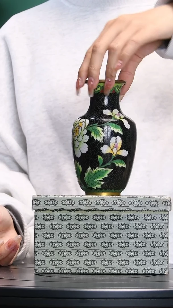 【闪购商品】景泰蓝赏瓶或其他