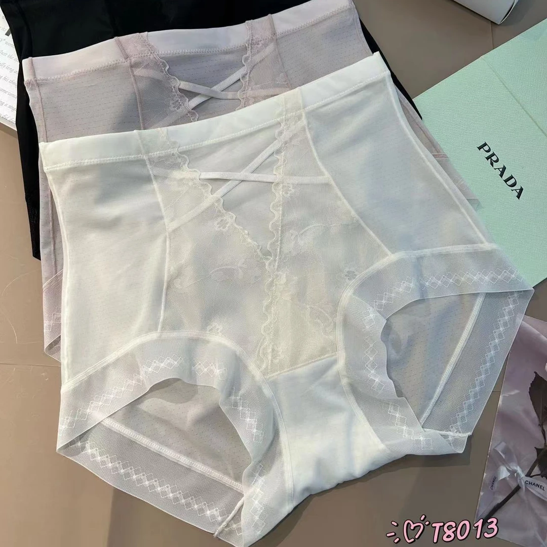 【三条装】月色星空时尚蕾丝透气中腰剖腹产女士内裤（90-135斤可穿）