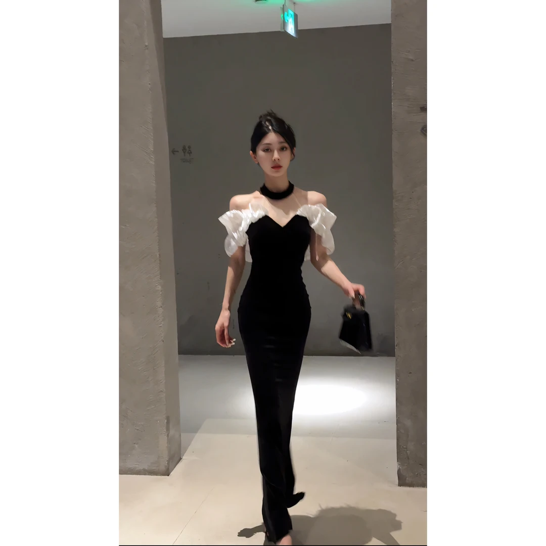 名媛轻奢复古气质修身网纱拼接挂脖丝绒礼服连衣裙长款有胸垫