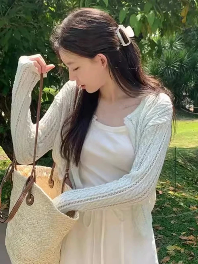 房小姐9211-镂空薄款针织开衫24春秋秋季新款圆领纯色空调扇上衣
