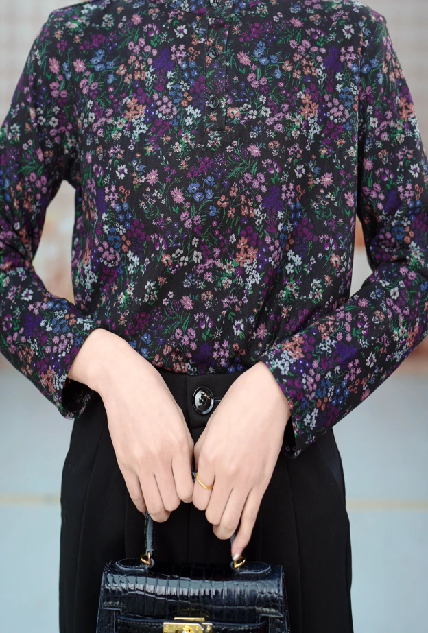 【直播专属】2024新款高贵优雅气质蕾丝针织绒感碎花小衫ZF-9256