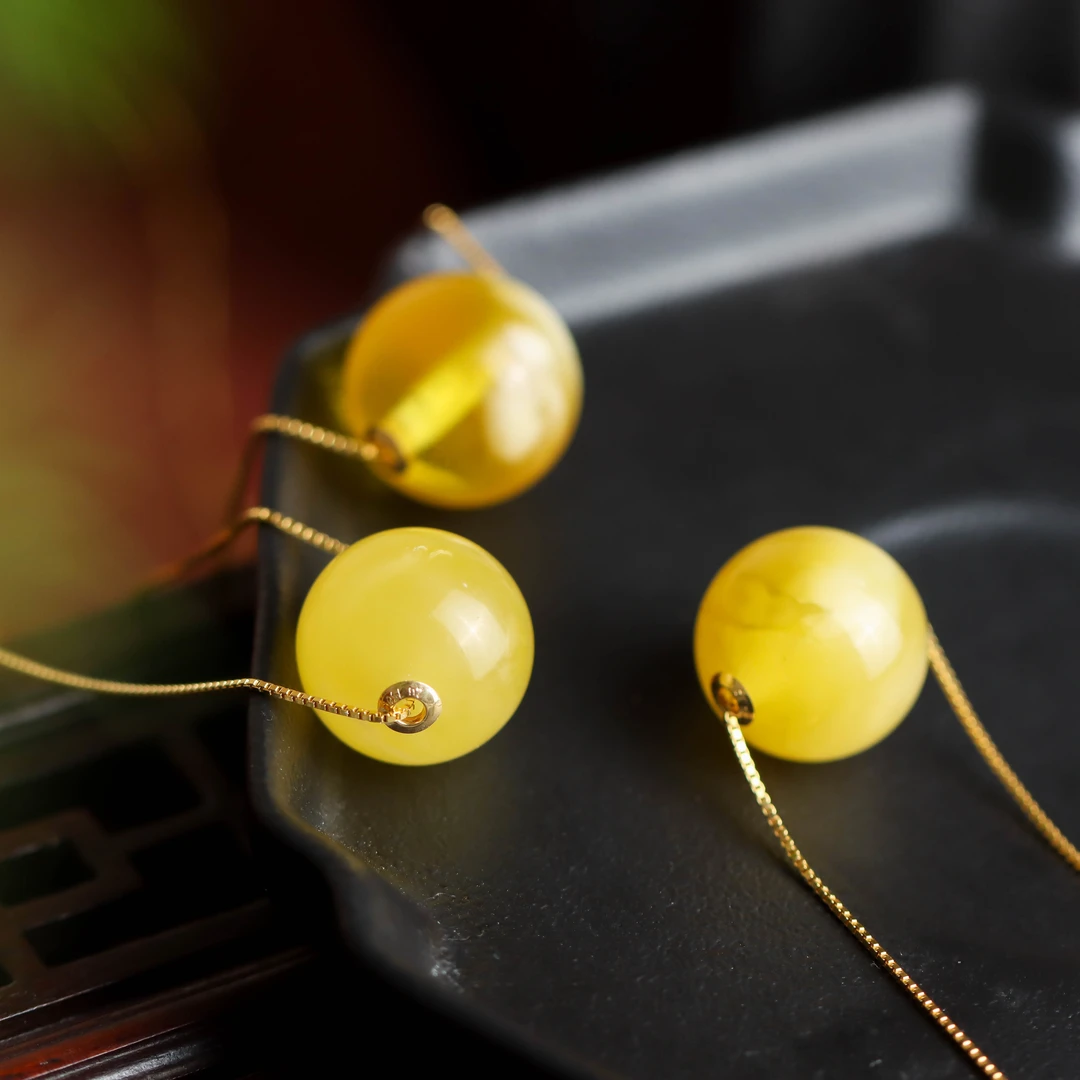 琥珀蜜蜡圆珠国潮国送礼女款吊坠(多样性发货 发其一)