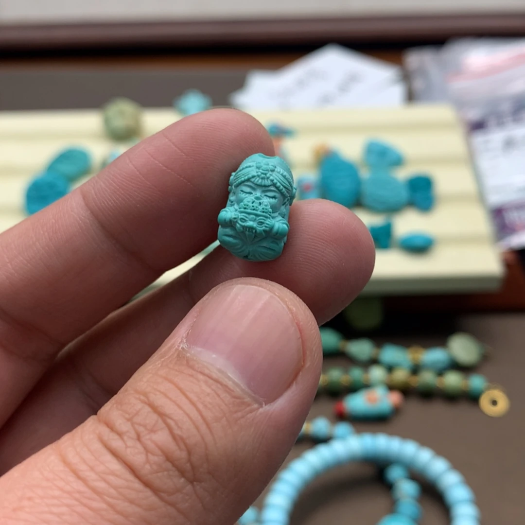 【闪购商品】绿松石饰品未镶嵌芾*