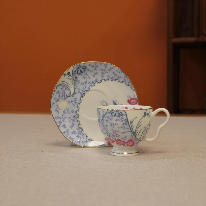 S327蝶恋花WAIKIWOOD紫色直径9cm轻奢欧式骨瓷咖啡杯3608