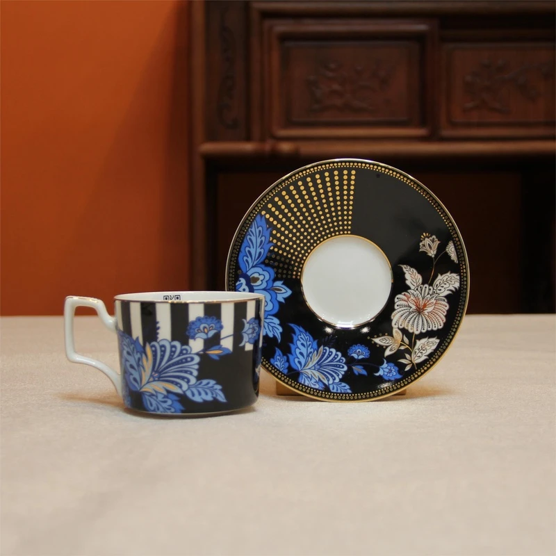 【闪购商品】 Y414黑色VANKEYABAO描金轻奢欧式咖啡杯杯碟  3211