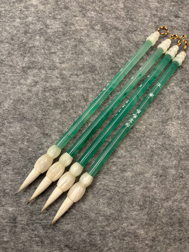 喵喵定制款毛笔，紫狼羊兼豪作品级～笔尖不开叉，毛料丝滑流畅