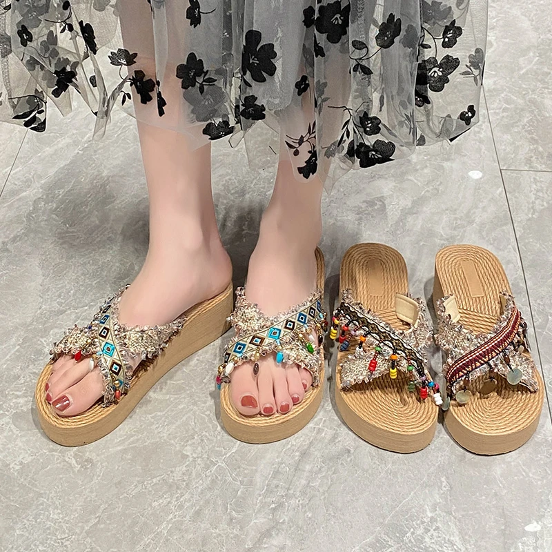 网红外穿厚底高跟花朵人字拖女夏旅游度假沙滩夹脚高颜值凉拖鞋女