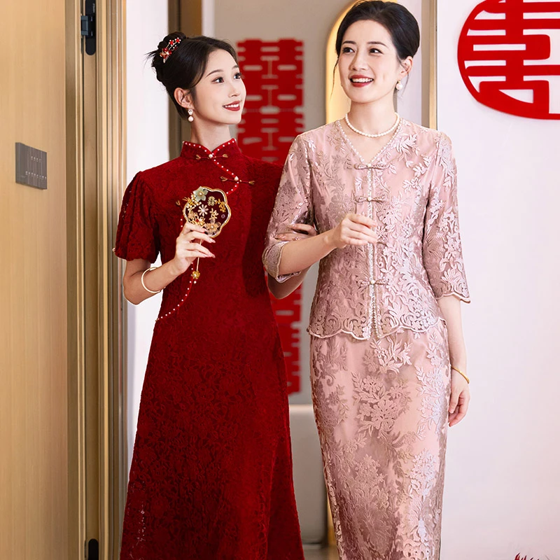 5668秋冬季喜婆婆婚宴装粉色蕾丝旗袍结婚妈妈礼服两件套平时可穿