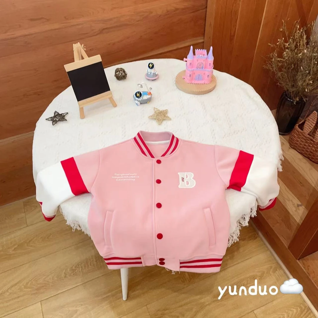 【恋恋三季】儿童粉色刺绣立领撞色棒球服外套40002